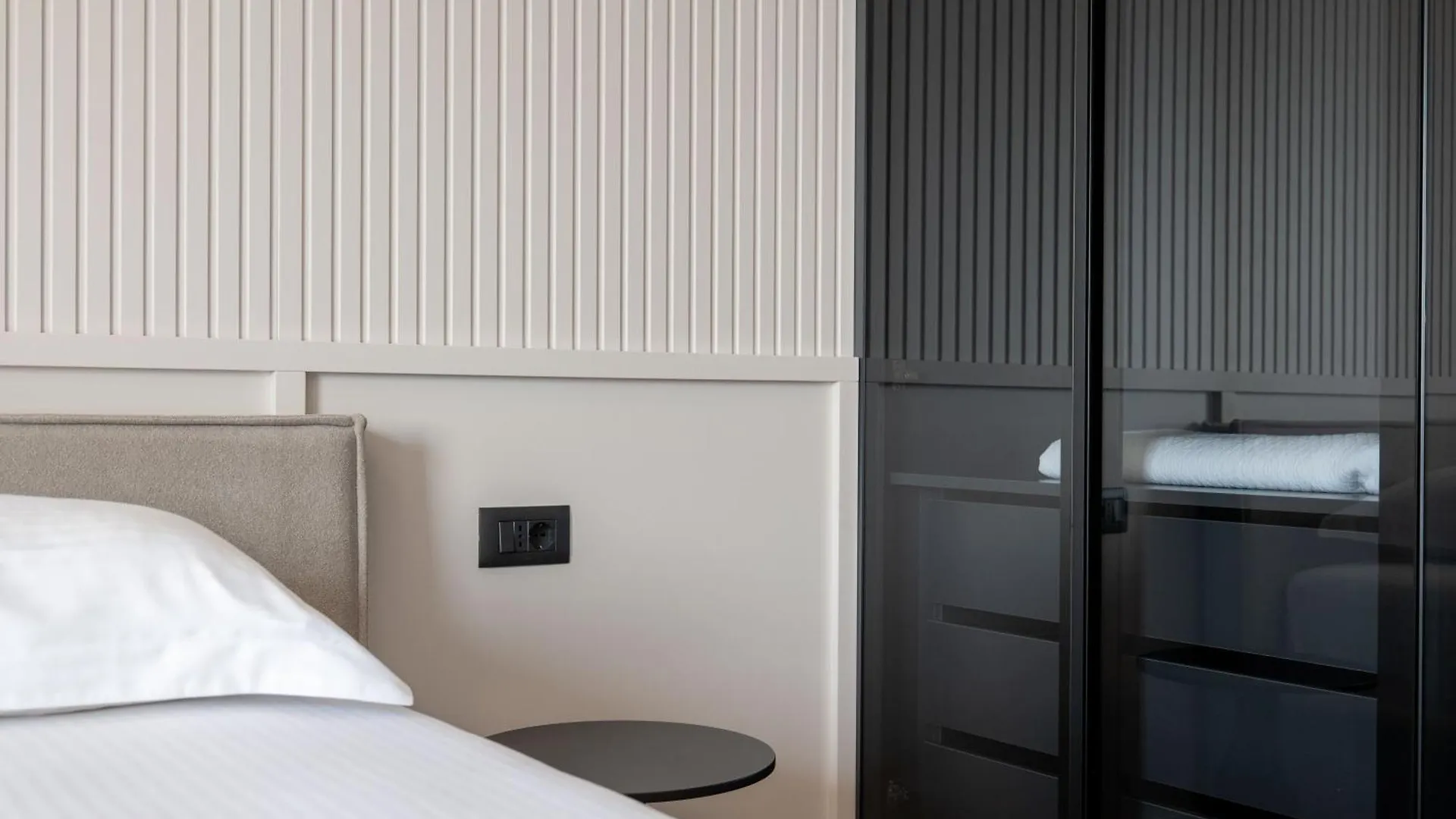 The View Luxury Apartments Sea View Саранда Албания